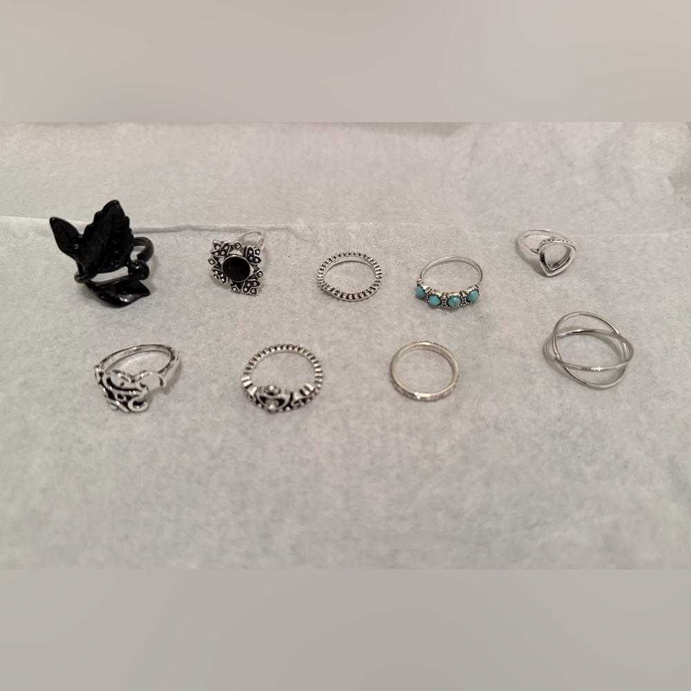 Elegant Silver tone and Turquoise Ring Set lot D